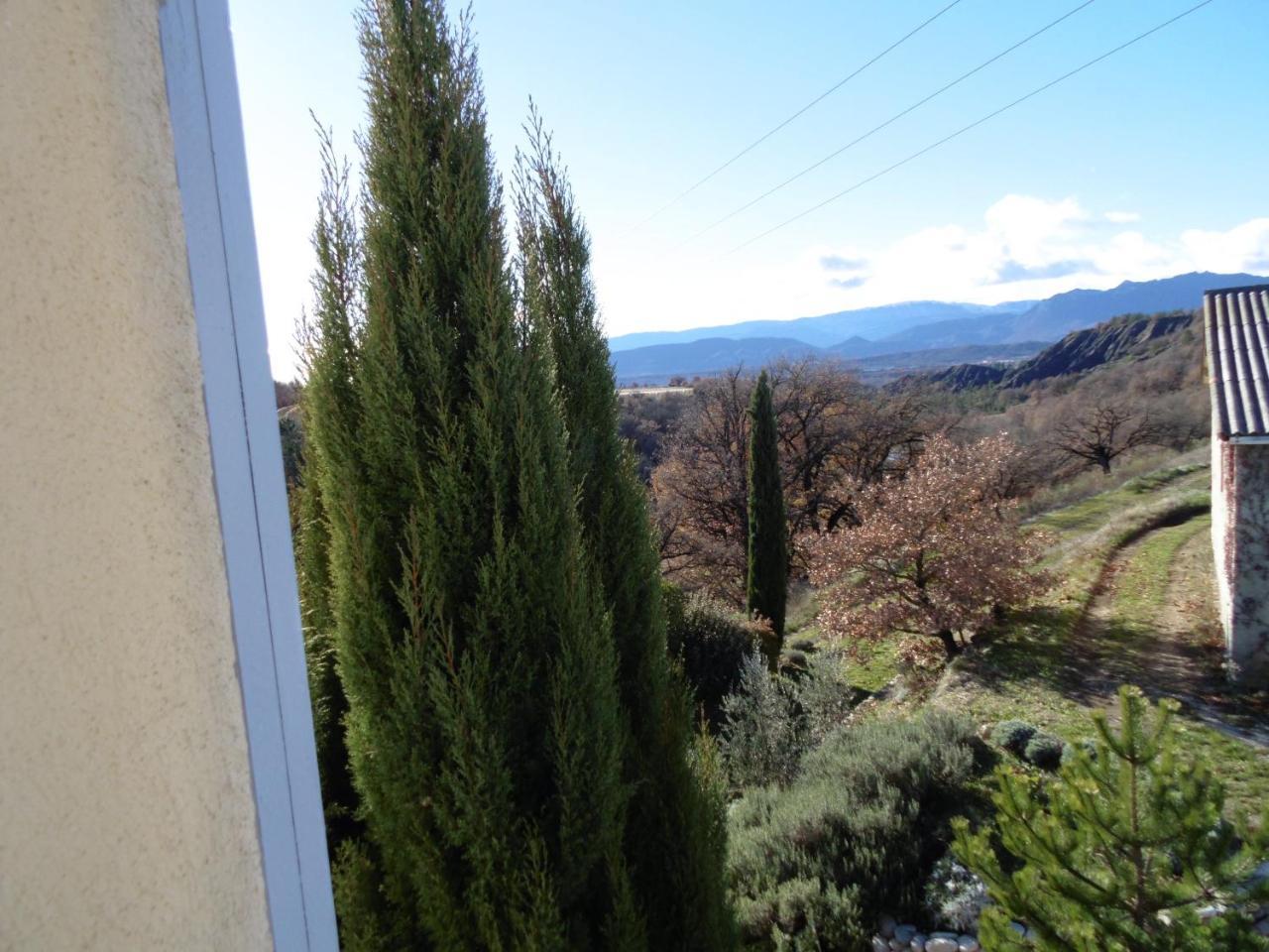 La Ferme De Valauris Bed & Breakfast Sisteron Dış mekan fotoğraf