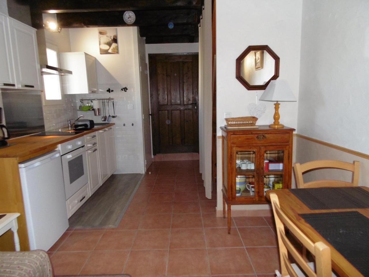 La Ferme De Valauris Bed & Breakfast Sisteron Dış mekan fotoğraf